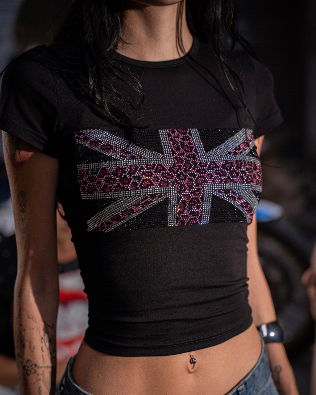 İngiltere Leoparlı Crystal Tee-Pink Sheen Studios®