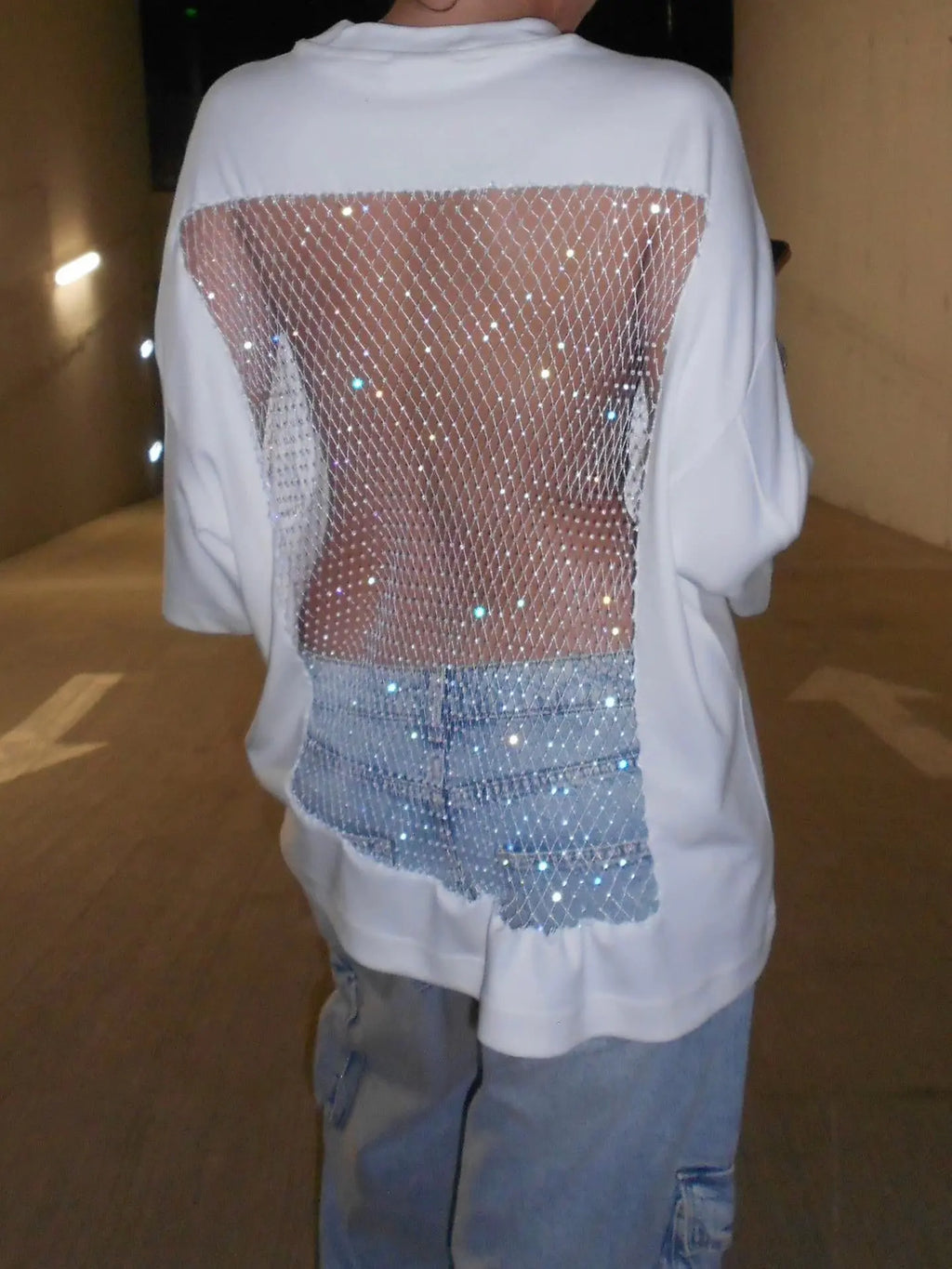 Beyaz Crystal Sırt Parıltılı T-Shirt Sheen Studios®