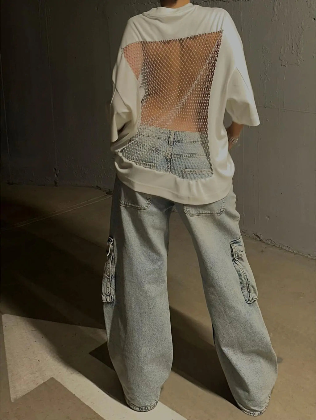 Beyaz Crystal Sırt Parıltılı T-Shirt Sheen Studios®