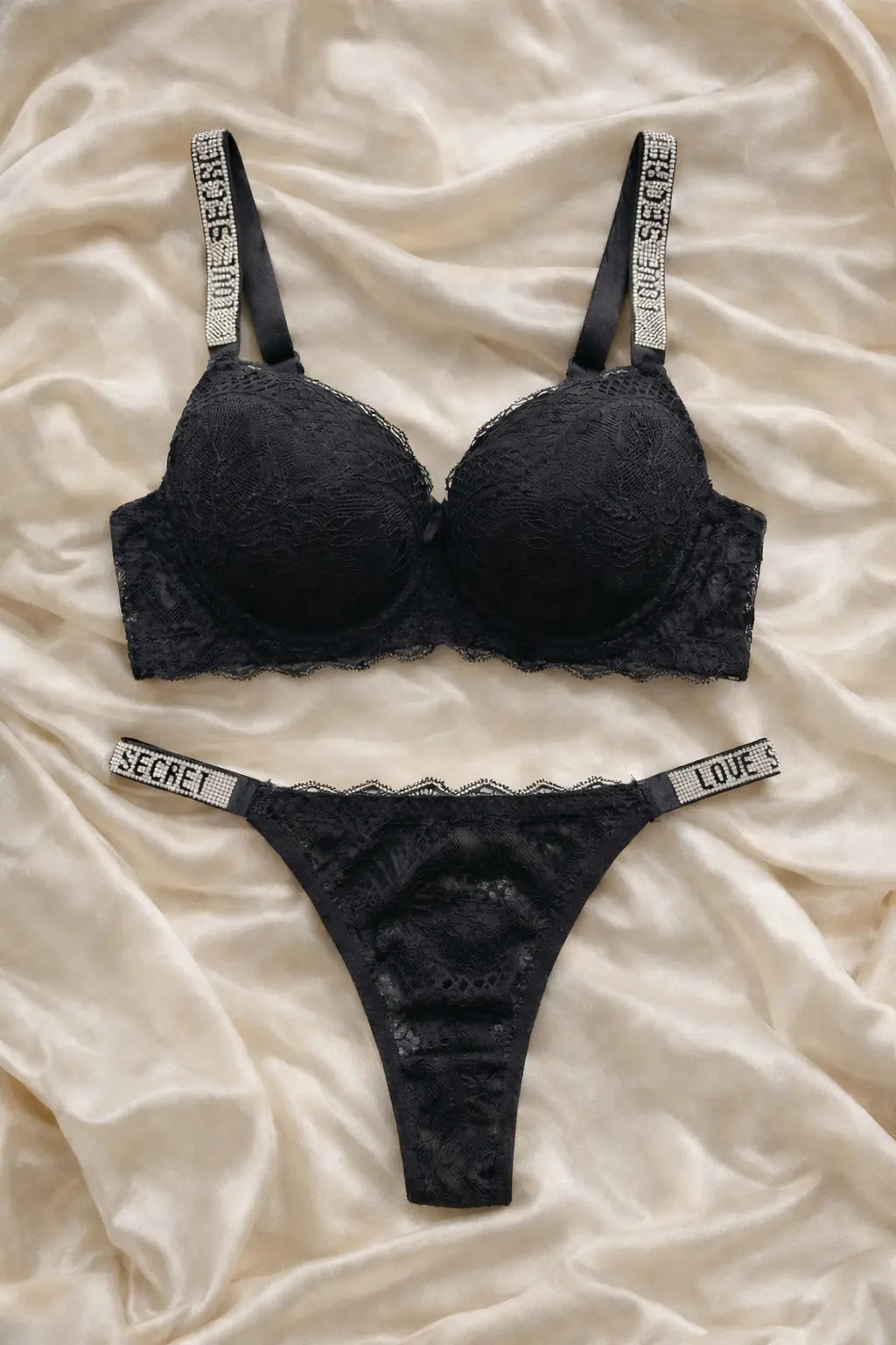 Love Secret Black Dantel Takım Sheen Studios®