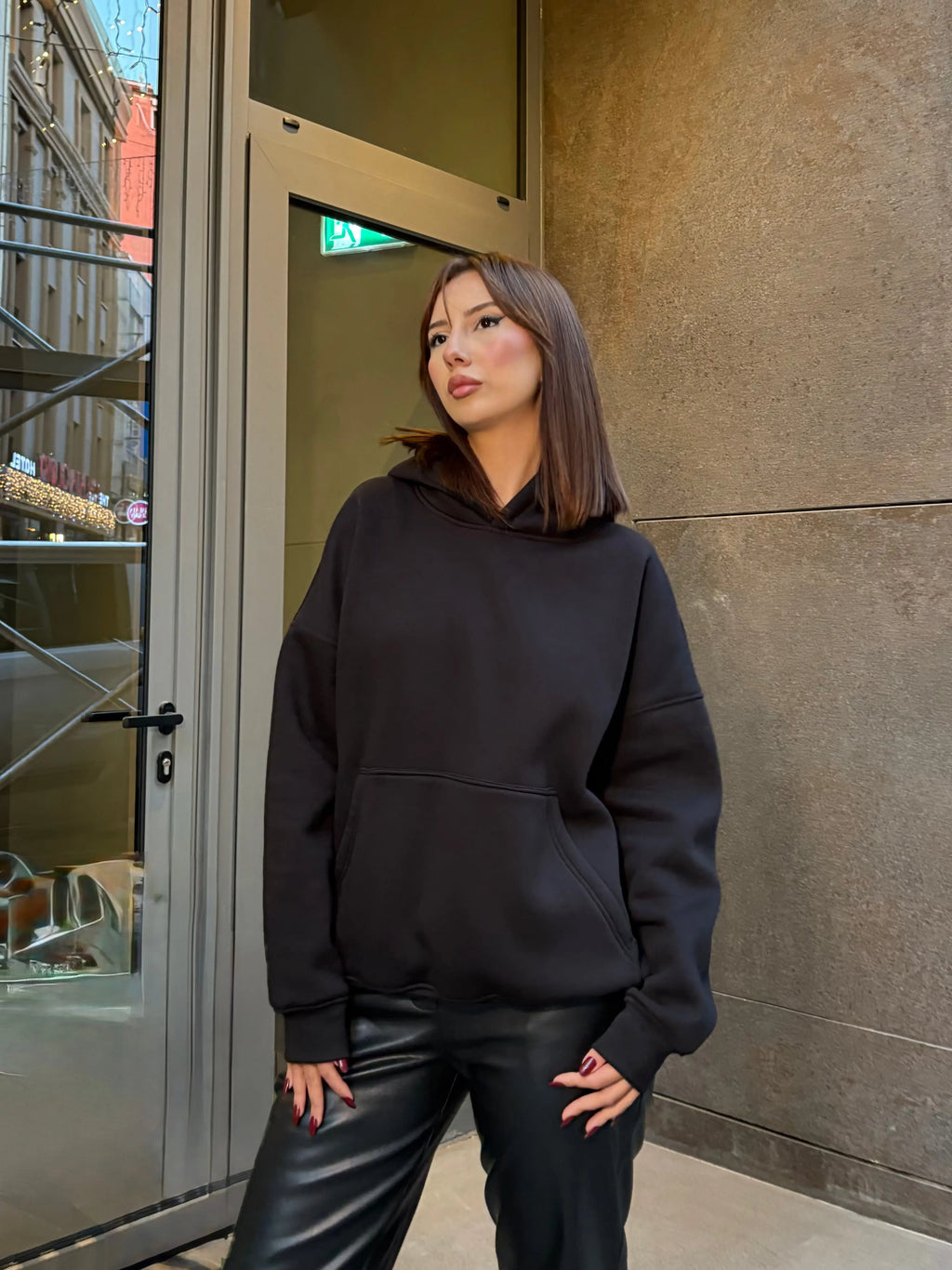 BACK CUT DANTEL HOODİE Sheen Studios®