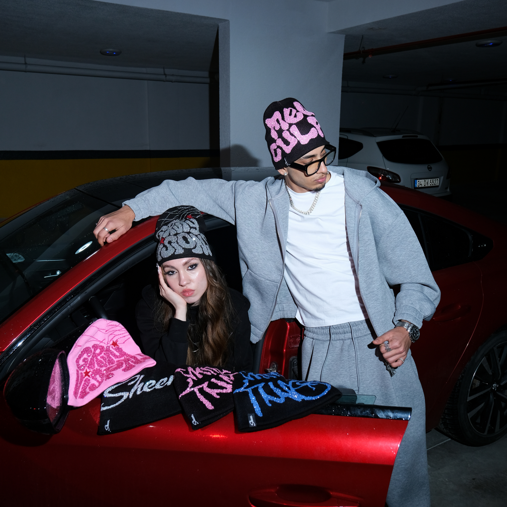 Y2k GRWTY Crystal Beanie Gri W1 Sheen Studios®